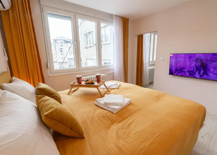 Old Town Lounge * ベオグラード